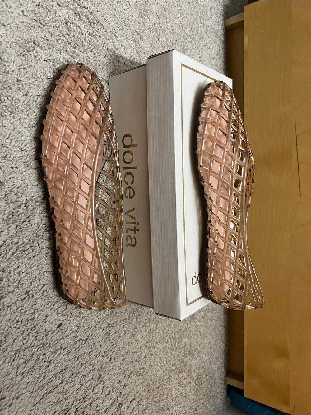 Dolce Vita Jam Flats in Mocha Jelly

NWBox Size: 10 - Picture 6 of 9